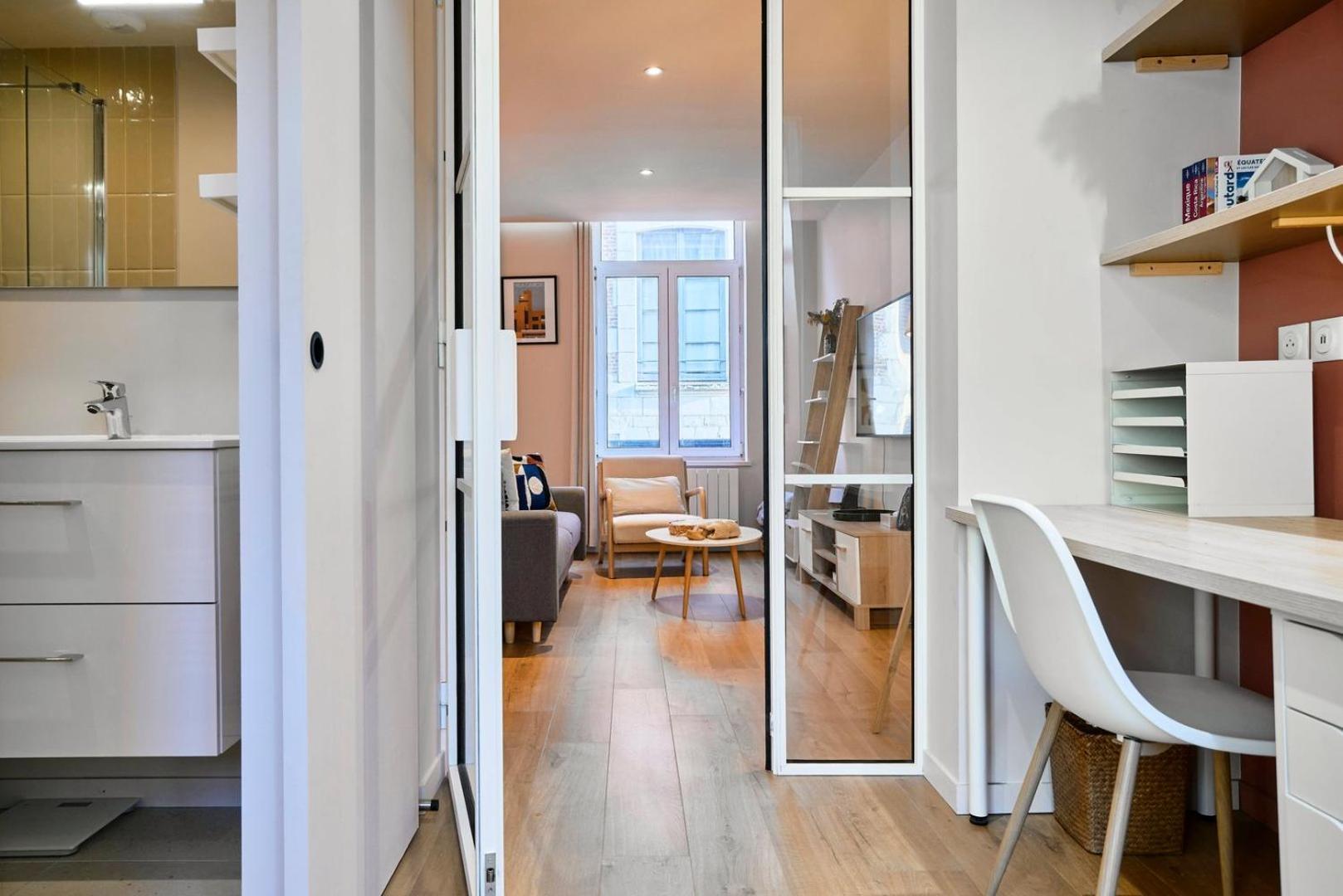 Apartment With Parking In The Heart Of Old ليل المظهر الخارجي الصورة