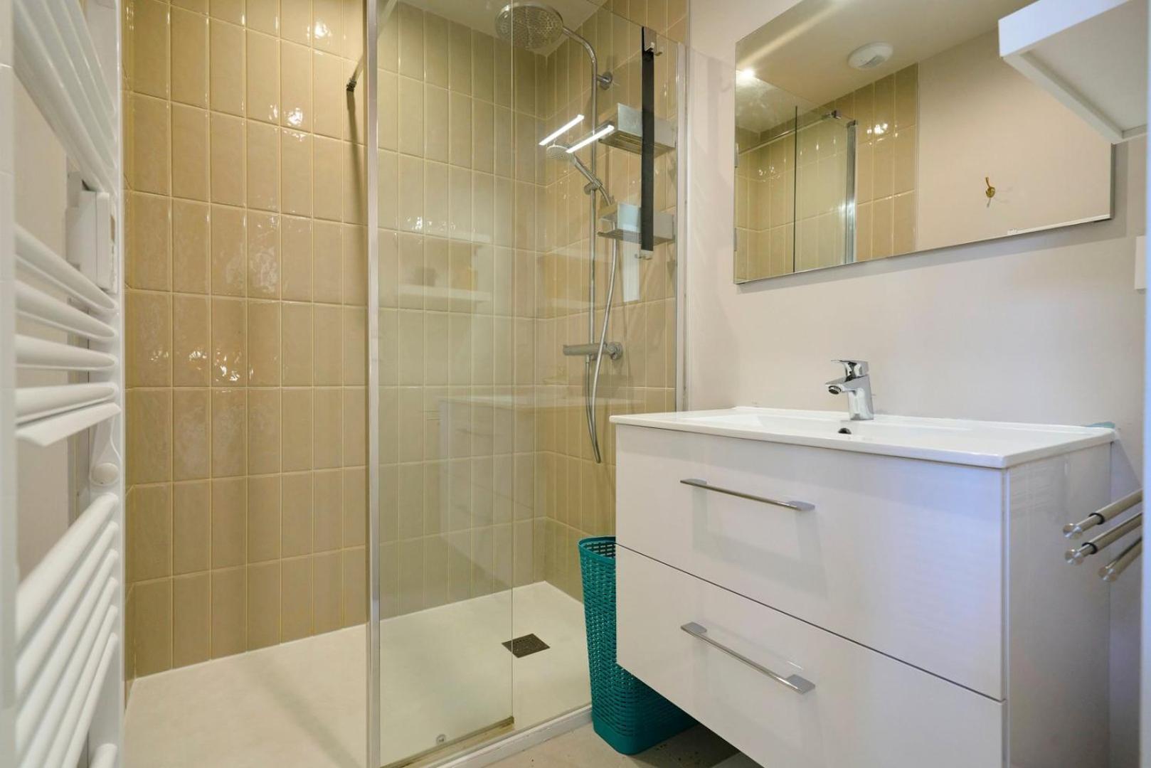 Apartment With Parking In The Heart Of Old ليل المظهر الخارجي الصورة